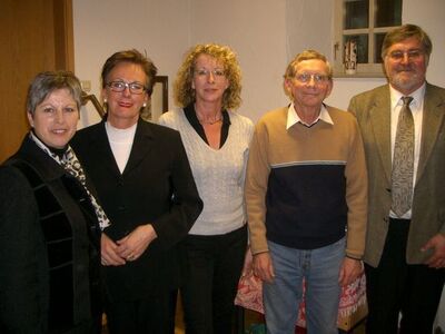 Konrad Sorg ehrte bei der Bettringer SPD Mitglieder für langjährige Treue.